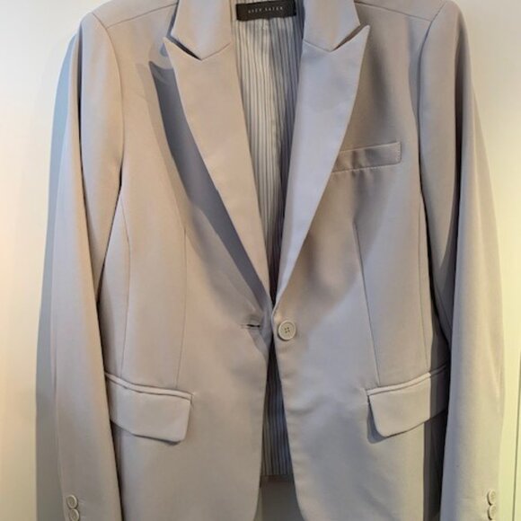 Versatile jacket - Picture 9 of 9